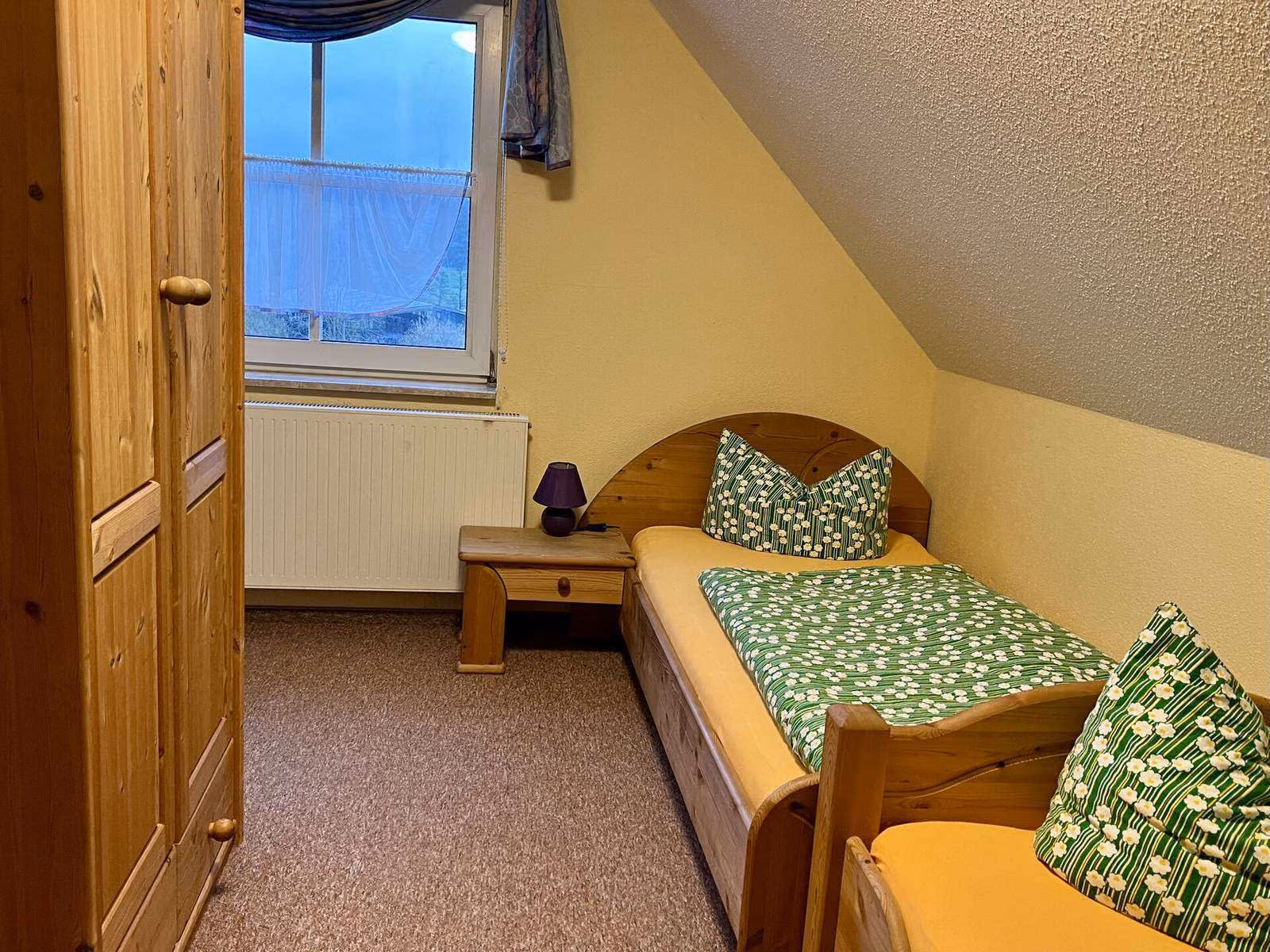 Doppelzimmer mit Einzelbetten 3